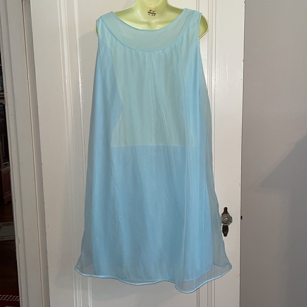 Vtg 60s‎ Helen of Troy light blue robe & nightgown set - Picture 8 of 9